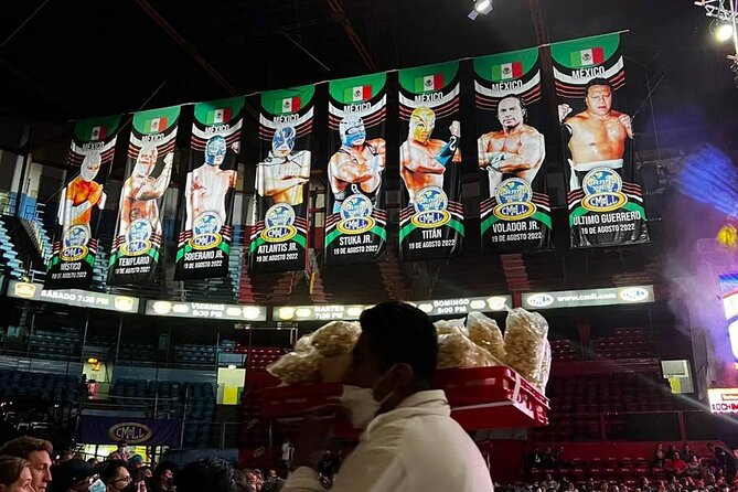 Pulque Tasting and Mexican Wrestling: Premium Small Group Tour - Inside Arena México: numbered seats, rudos vs técnicos, and the fun insults