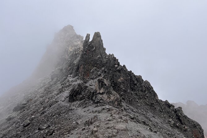 Reach the Nevado de Toluca's summit from mexico city private tour - The guide factor: how Richard and Ruben can shape your summit outcome