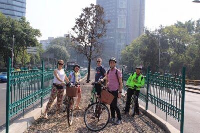 Ride Mexico City Historic Center, highlights w/ taco stop - Biking comfort: helmets, good bikes, and a flat-ish route