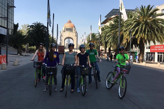 Ride Mexico City Historic Center, highlights w/ taco stop - Stop 2: Paseo de la Reforma and the city’s grand boulevard plan