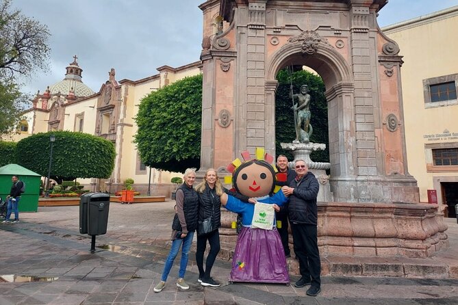 San Miguel de Allende & Queretaro Tour from Mexico City - Hitting the road: 6:00 am departure from the Angel of Independence
