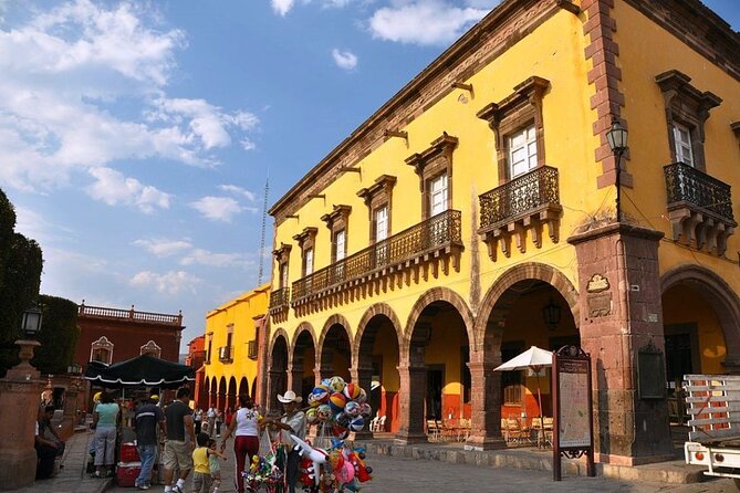 San Miguel de Allende & Queretaro Tour from Mexico City - Value check: is $165 worth a two-town UNESCO day?