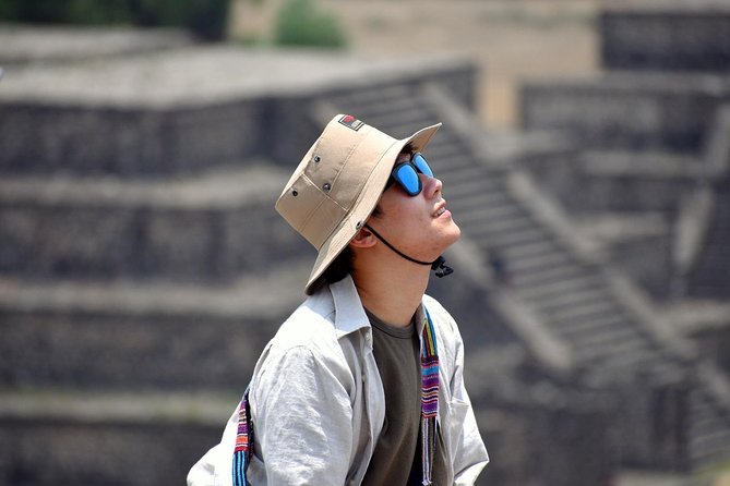 Small Group: Teotihuacan Pyramids and Shrine of Guadalupe with Lunch - Meeting, Pickup, and the Small-Group Advantage (Max 15)