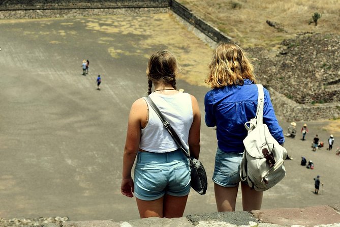 Small Group: Teotihuacan Pyramids and Shrine of Guadalupe with Lunch - FAQ