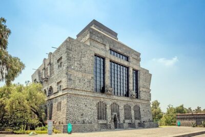 Small VIP Group: Frida Kahlo and Diego Rivera Legacy - Hotel pickup, mobile tickets, and the safety protocol