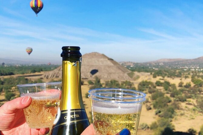 Sunrise at Teotihuacan: Balloon, Food & Beer - Handmade beer tasting: a fun finish that still feels local
