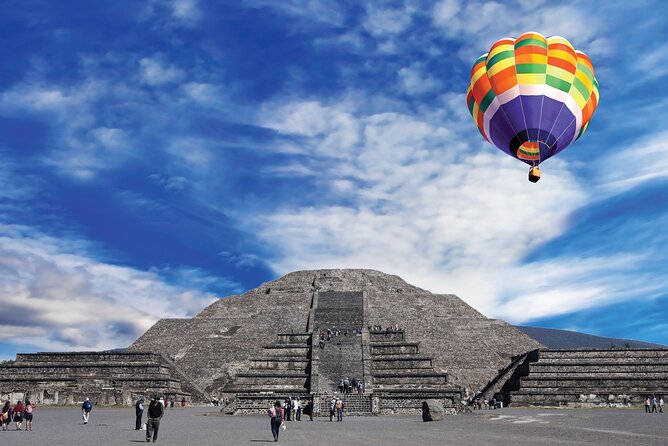 Sunrise HotAir Balloon Adventure Over Teotihuacan's Pyramids - Zona Arqueologica de Teotihuacán: what to expect on the pyramid walk