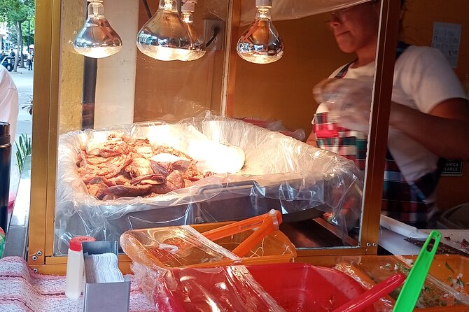 Taco and History Tour in the All Inclusive Historic Center - The guide makes the experience: what you should look for on the day