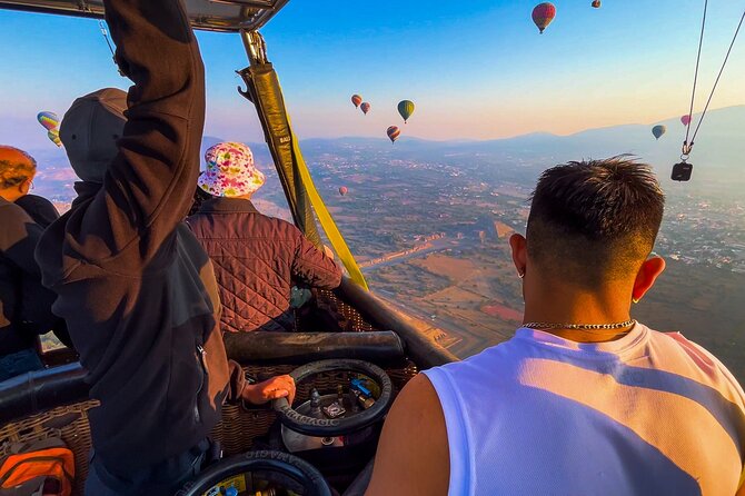 Tailor-made Teotihuacan : 4 Tour Options for You - Teotihuacán, Guadalupe, or a Balloon: picking your day