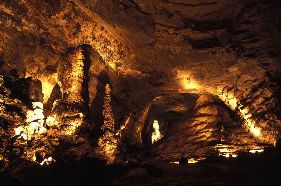 Taxco, Cacahuamilpa Caves and Cuernavaca Full-Day Tour - Entering Cacahuamilpa: the cave system you came for