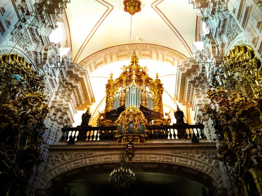 Taxco, Cacahuamilpa Caves and Cuernavaca Full-Day Tour - The secret stop and workshop viewing before you hit Taxco