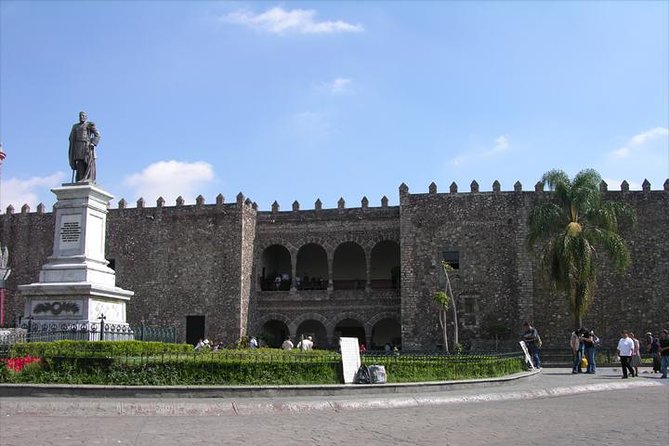 Taxco the silver town with stop in Cuernavaca - Cuernavaca in about 45 minutes: cathedral, San Francisco, and a chapel
