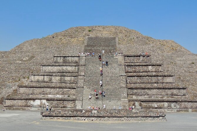 Teotihuacan and Basilica of Guadalupe with mezcal, tequila & handcrafts - Plaza de las Tres Culturas: a fast lesson in layered Mexico City