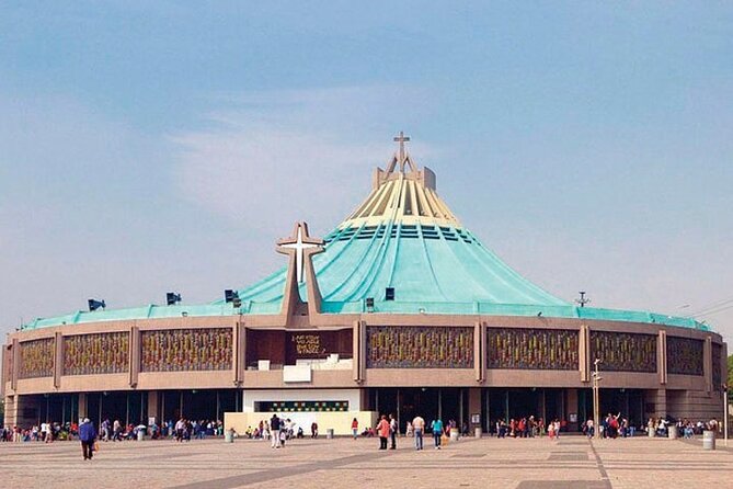 Teotihuacan and Basilica of Guadalupe with mezcal, tequila & handcrafts - The pyramids: what you can see, and what might change with access