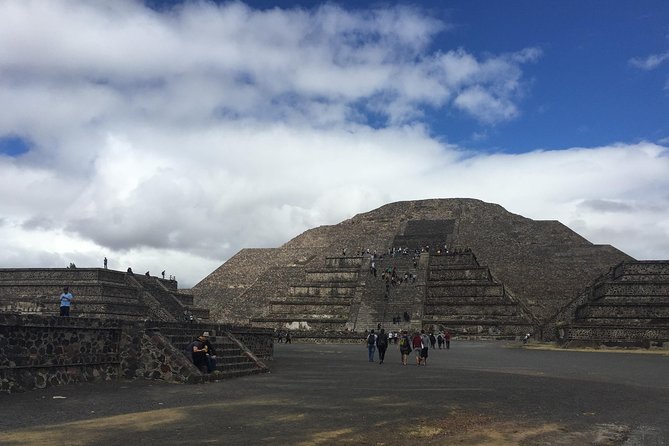 Teotihuacan Archaeological Site with Expertise Private Tour - Teotihuacan: Why It Still Feels Otherworldly