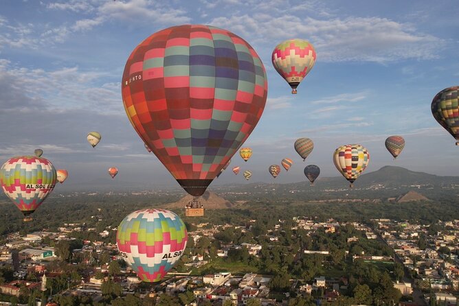 Teotihuacan Balloon Experience with Transportation and Breakfast - Warm-Weather Reality Check for Sunrise Balloon Flights