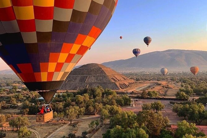TEOTIHUACAN BALLOON RIDE (Private Transportation & Guided Tour) - Sunrise balloon over Teotihuacán: why this timing matters