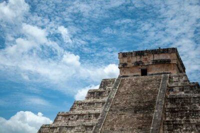 Teotihuacan & Basilica of Guadalupe - Private Tour - San Juan Teotihuacán: Pyramids Up Close, Plus Artisan Time