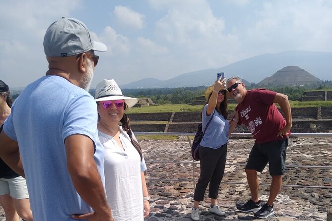 Teotihuacan + Basilica + Tlatelolco SHARED. - Which guides you might meet (and why that matters)