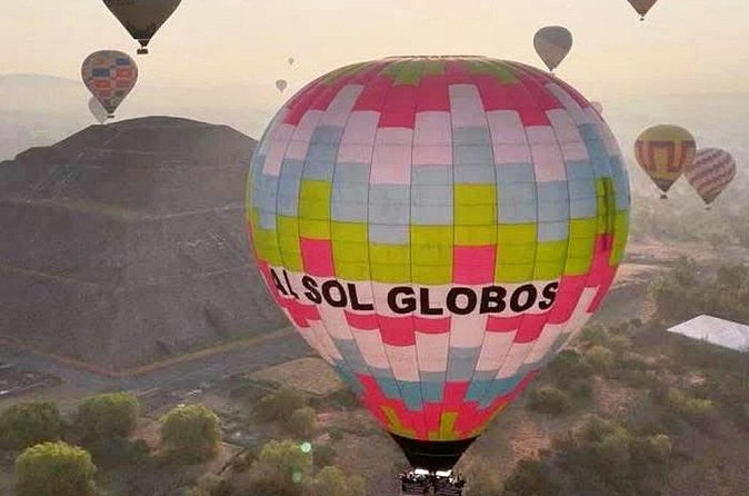 Teotihuacan Hot Air Balloon Tour - Landing at 7:00 and the Certificate Finish