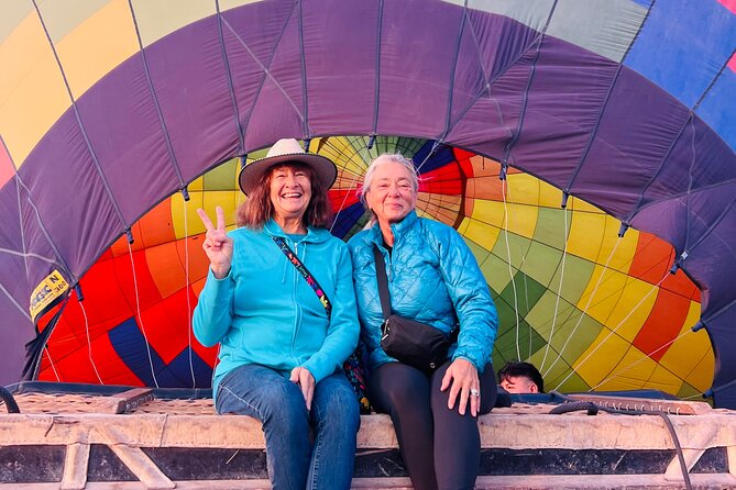 Teotihuacán in a hot air balloon with Transportation from CDMX - Who this sunrise balloon in Teotihuacán suits best