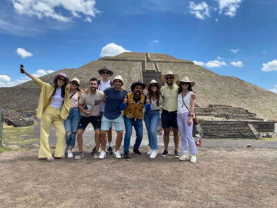 Teotihuacan is more than 2 big pyramids it's a whole culture - The 7:00 Pickup and the Smooth Ride Out of Mexico City