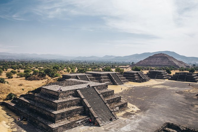 Teotihuacan Piramids and Shrine of Guadalupe without Lunch from Mexico City - How to Use Your Teotihuacan Time Wisely (About 6 Hours)