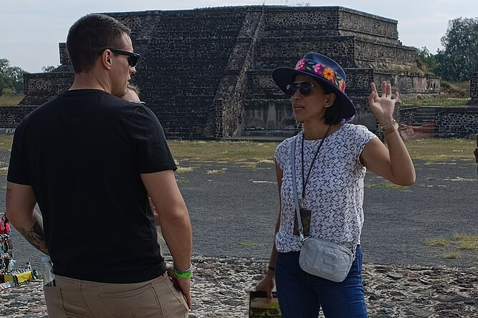 Teotihuacan Private Tour and Shared Hot Air Balloon Ride - Private tour feel vs shared balloon reality