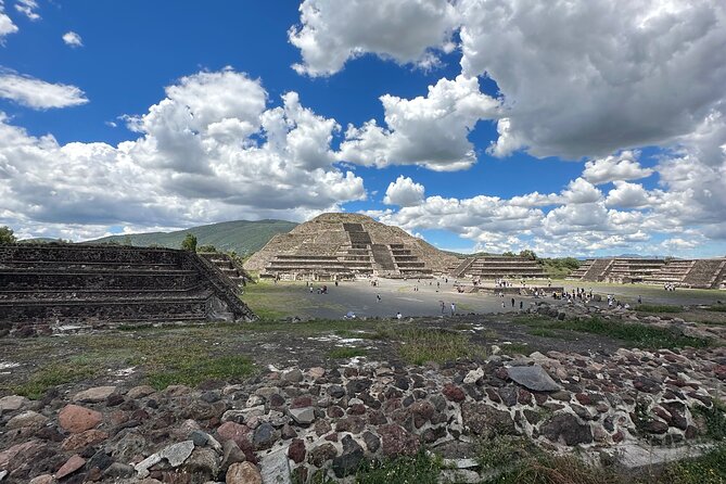 Teotihuacan Pyramids Private Tour from Mexico City - Calzada de los Muertos: a guided walk that turns views into meaning