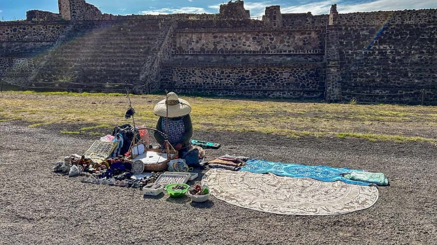 Teotihuacan Pyramids: Skip-the-Line Entry Ticket - The practical itinerary flow I’d follow in one day
