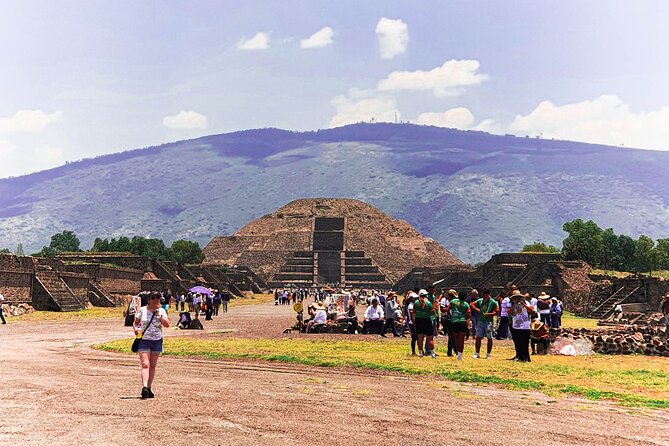 Teotihuacán Pyramids Tour, Guadalupe Sanctuary and 3 cultures - Key highlights and what makes them matter