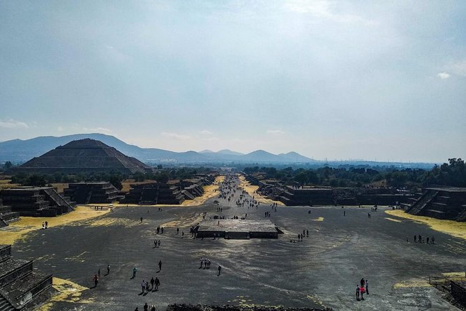 Teotihuacan: The myth of the gods + secret murals (New route) - Stop 1: Moon Pyramid climb (and why the timing matters)