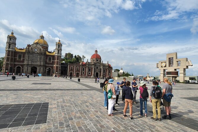 Teotihuacan: The myth of the gods + secret murals (New route) - Stop 3: Palacio de Zacuala and the secret-mural angle