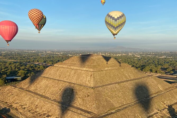 Teotihuacan Tour from CDMX with Transportation and Breakfast - Cave breakfast: quiet, local, and oddly memorable