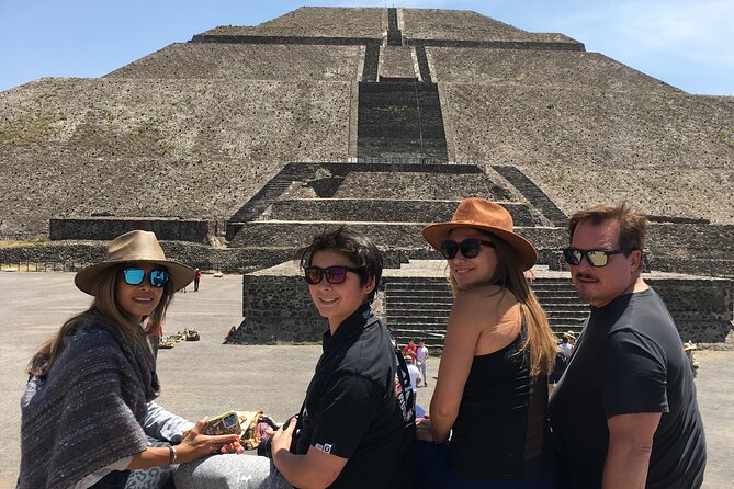 Teotihuacan Tours - Square of the Moon and Pyramid of the Moon
