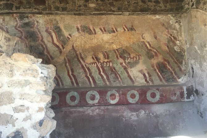 Teotihuacan Tours - The Square of the Sun, Road of the Dead, and the Puma mural