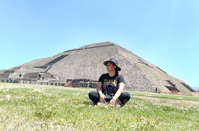 Teotihuacan VIP 3 Pyramids, Breakfast in Cave, Private Transportation - The guide and driver factor: names you might hear