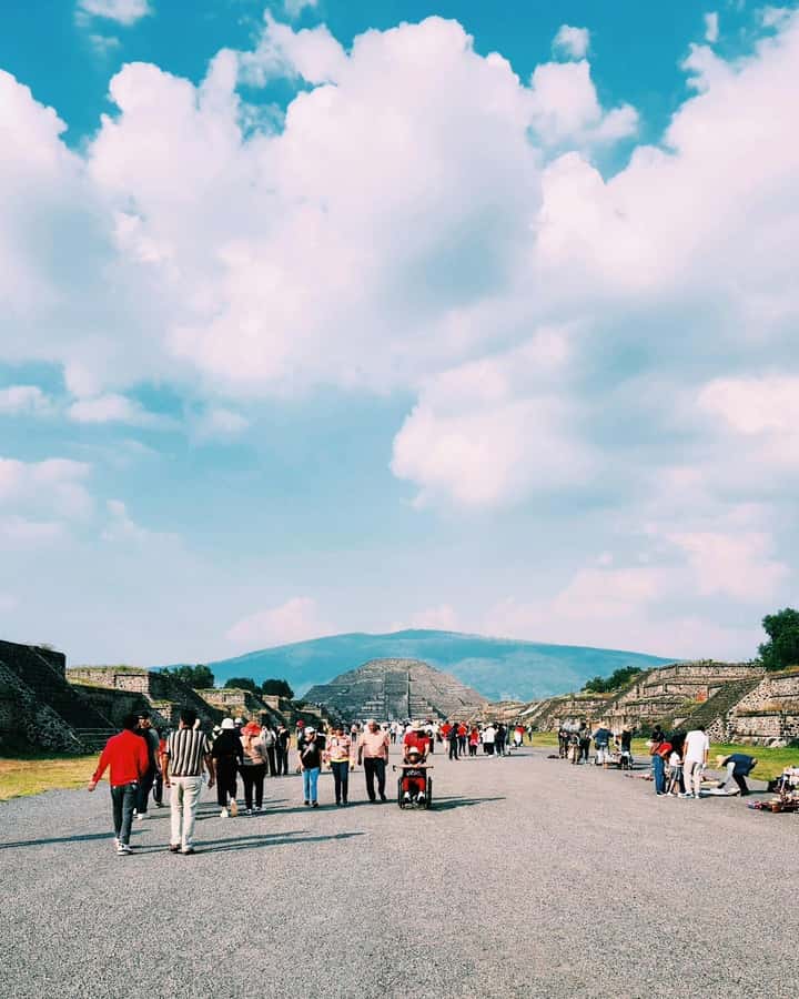Teotihuacan VIP: Tour of the pyramids and Basilica of Guadalupe, tourist areas - Who should choose this VIP Teotihuacan tour
