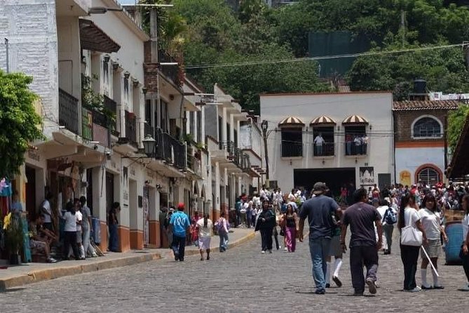 Tepoztlan Magico! - Tepoztlan in two hours: cobblestones, convent corners, and craft time