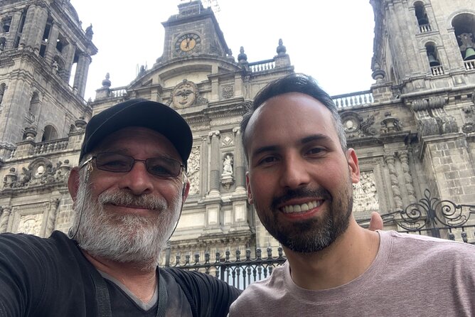 The best and most complete PRIVATE CITY TOUR through the Historic Center - Tacuba Street styles and the Santo Domingo Baroque stop