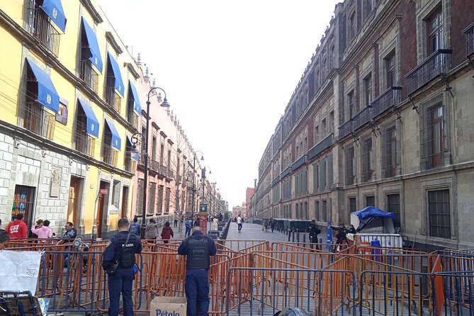 The hidden archaeology in the CDMX - Zócalo: the essentials you should notice without getting lost