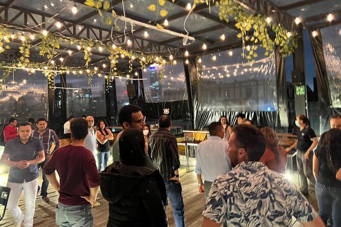 The Mexico City Pub Crawl: A real chilango night - Stop 1: La 701 Cantina Sinaloense and the Live-Band Kickoff