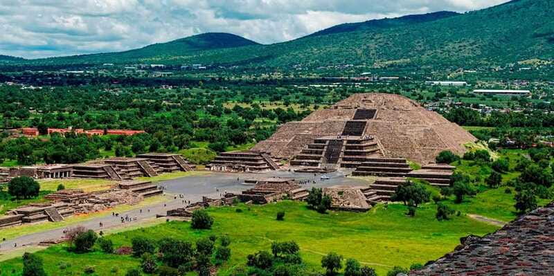 The most economical private tour to Teotihuacán - Optional Basilica of Guadalupe: the most important sanctuary add-on