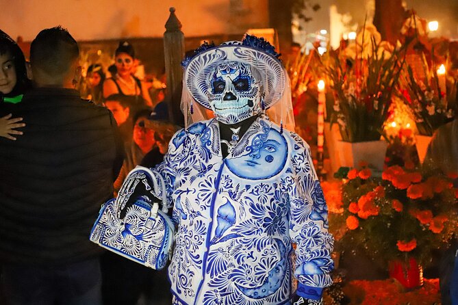 The real "Dia de muertos" tour in Mixquic + secret cemetery - Price and value: what $328.38 buys you in real terms