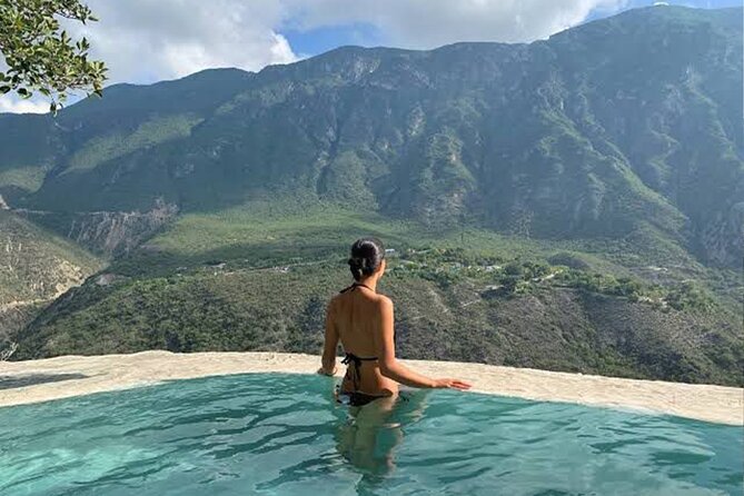 Tolantongo Caves, Grottos and Waterfall Tour from CDMX - English support and guide style: how much guidance you’ll feel