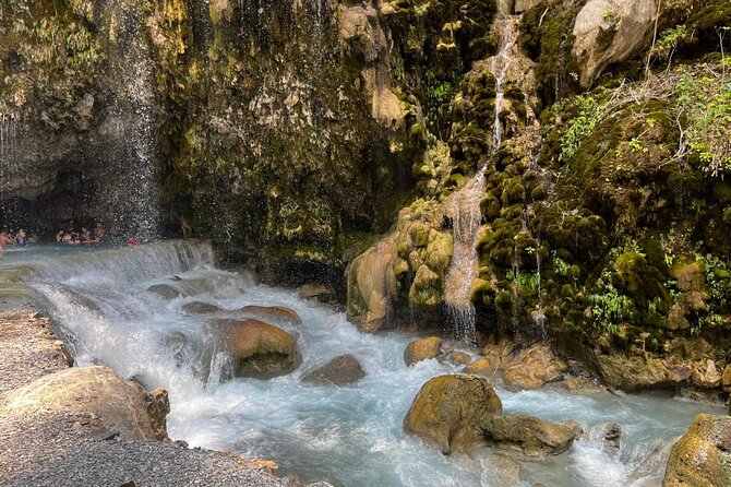 Tolantongo Private Tour + Pastes + One Day at the Hot Springs - Door-to-door transport from Mexico City