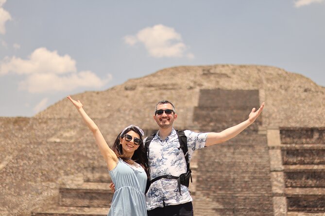 Tour to Teotihuacan, Basilica of Guadalupe and Tlatelolco - San Juan Teotihuacan artisan workshop: craft + tastings as context