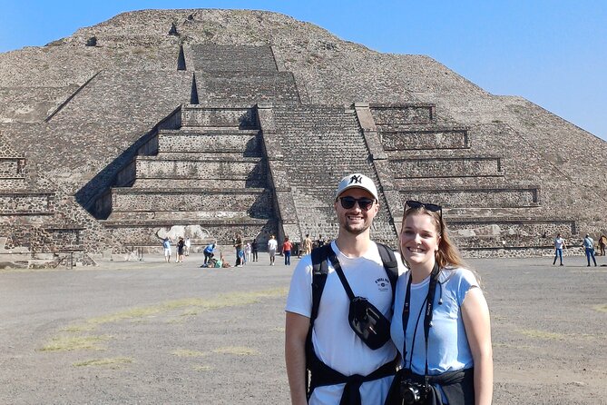 Tour to Teotihuacan with Pickup from Parque Mexico - Fuente de los Cántaros and Quetzalpapálotl: where the story starts