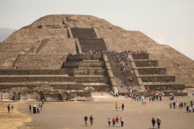 Tour to the Pyramids of Teotihuacán and Basilica of Guadalupe - Stop 3: Plaza de las Tres Culturas as a Quick Reset