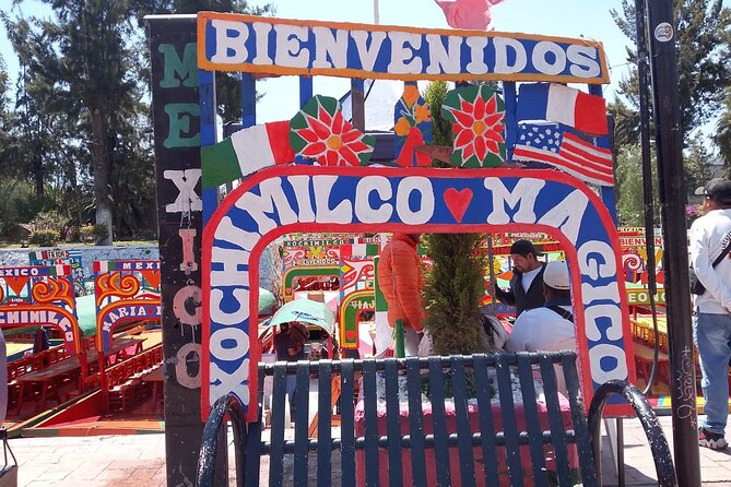 Tour to Xochimilco and Coyoacan and Frida Khalo - How group size, pickup, and communication can shape your day